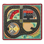 Covoras Pista de curse 100cm*91cm cu accesorii Melissa&Doug
