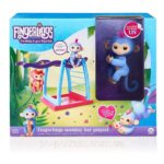 Set de joc Teren de joaca cu o maimuta Fingerlings