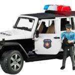 Jeep Wrangler Unlimited Rubicon +policeman Bruder