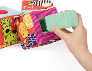 BX1661Z Jucarie moale cuburi de sortatare ABC S2 (6 cuburi, într-o geanta de mâna) Battat — изображение 3