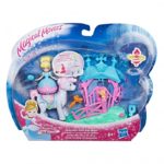 Papusa Miscare magica cu transport Hasbro
