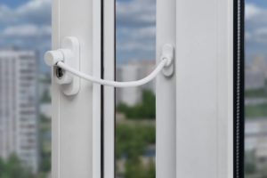 Blocanta pe fereastra ROXY-KIDS — изображение 2