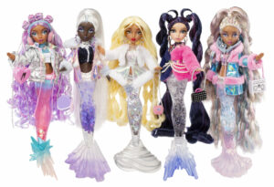 Papusa Winter theme in asort. MERMAZE MERMAIDZ - imagine 2