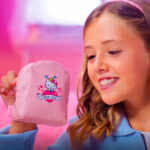 Gentuta de colectie Hello Kitty (diverse culori) cu lucruri mici, dragute in interior, Sbabam - imagine 2