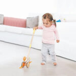 Jucarie de impins Pasarea Ellie din padure - imagine 3