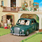 Casuta mare Large House with Carport Gift Set Sylvanian Families - imagine 5
