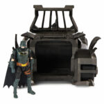 Batman Crusader Batmobile  and  Batman - imagine 4