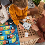 Joc de masa Party  and  Co Family Jum Imc Toys — изображение 4