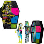 Set Joc Monster High Papusa Frankie Stein -Secrete Skultimate MATTEL