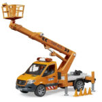 MB Sprinter cu platforma de lucru - Bruder