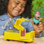 Set de joc Masina de remorcare a bunicului caine Peppa Pig Hasbro - imagine 4