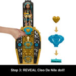 Set de joc Monster High Skultimate Secrete , Papusa Cleo cu 19 surprize MATTEL — изображение 5