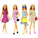 Set de joc Papusa Barbie cu 4 seturi de haine MATTEL — изображение 3