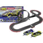 Pista de curse 1:43 VR46 Ultimate Racing Go! + 2 masini Carrera