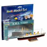Constructor cu accesorii R.M.S. Titanic Revell