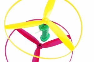 Set de joaca - PROPELLERS FLYING (2 elice, dispozitiv de pornire) Battat — изображение 2