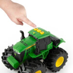 Tractor Monster Treads cu lumina si sunet TOMY - imagine 3