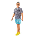 Papusa Ken Fashionistacuin adidasi galben MATTEL