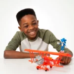 Biplan de jucarie cu 2 figurine: Sonic si Tails cu The Tornado - imagine 2