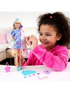 Papusa Barbie Fantezie cu Par multicolor si 15 Accesorii MATTEL - imagine 3