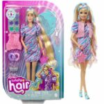 Papusa Barbie Fantezie cu Par multicolor si 15 Accesorii MATTEL