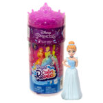 Papusa Disney Princess Color Reveal cu 6 Surprises MATTEL