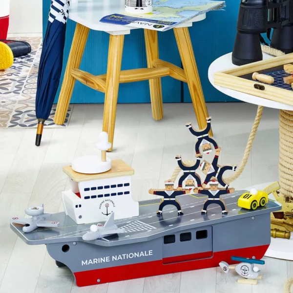 Portavion + accesorii Marina Nationala VILAC - Toys Toys