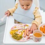 Pestelcuta din plastic moale cu buzunar BabyOno - imagine 2