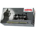 Locomotiva Halloween cu aburi-stralucire in intuneric MARKLIN