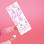 Set de joaca cu papusa seria O.M.G Sweet Nails – Kitty K Cafe L.O.L. Surprise MGA - imagine 8