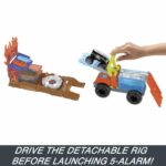 Set de joc Pista Monster Trucks Arena Schimbarea culorii Hot Wheels MATTEL - imagine 2