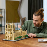 Notre-Dame de Paris Architecture LEGO 21061 - imagine 5