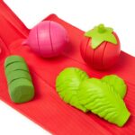 Jucarie Set Salad Tocator Chop2Pot Pliabil, Cutit, Alimente Joseph Joseph Casdon - imagine 4