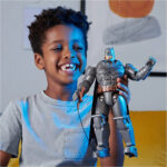 Figurina cu accesorii Batman Battle Strike, 30 cm SPIN MASTER — изображение 5