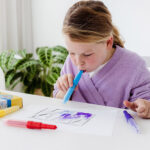 Set creativ de desenat cu sabloane si carioci spray Spray Pens TOTUM - imagine 5