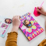 Set de creatie Decoreaza-ti propriul jurnal secret cu diamante Gabby`s Dollhouse TOTUM - imagine 3