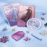 Set creativ 2 in 1 Diamond painting si bratari cu pandantive Disney Frozen TOTUM - imagine 3