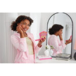 Palet de machiaj Bejeweled Beauty Juicy Couture MAKE IT REAL - imagine 5