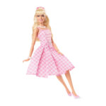 Papusa Margot Robbie in roz rochie The Movie Barbie Mattel — изображение 2
