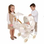 Carucior p/u papusa cu geanta + umbrela Verona 60cm - pal roz DECUEVAS - imagine 4