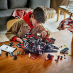 Falcon intunecat Star Wars 75389 - imagine 7