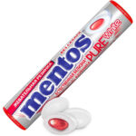 Guma de mestecat Mentos Roll Pure White Capsuna 15,5g