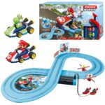 Pista de curse Mario Kart + 2 masini cu radiocomanda Carrera